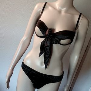 Rene Rofe sexy black lingerie matching set M/L